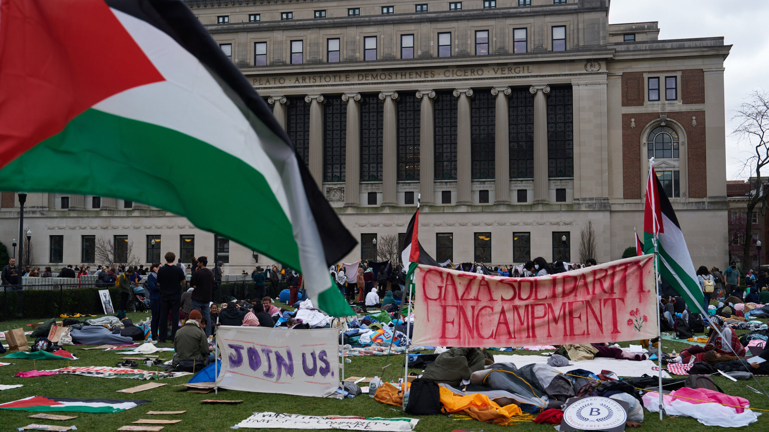 Kolumbijská univerzita v USA ruší promočné ceremónie